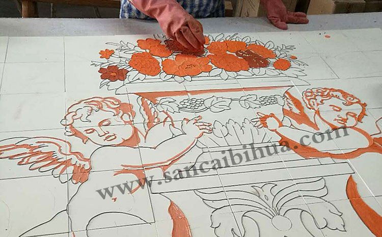 三彩瓷板畫的制作流程！